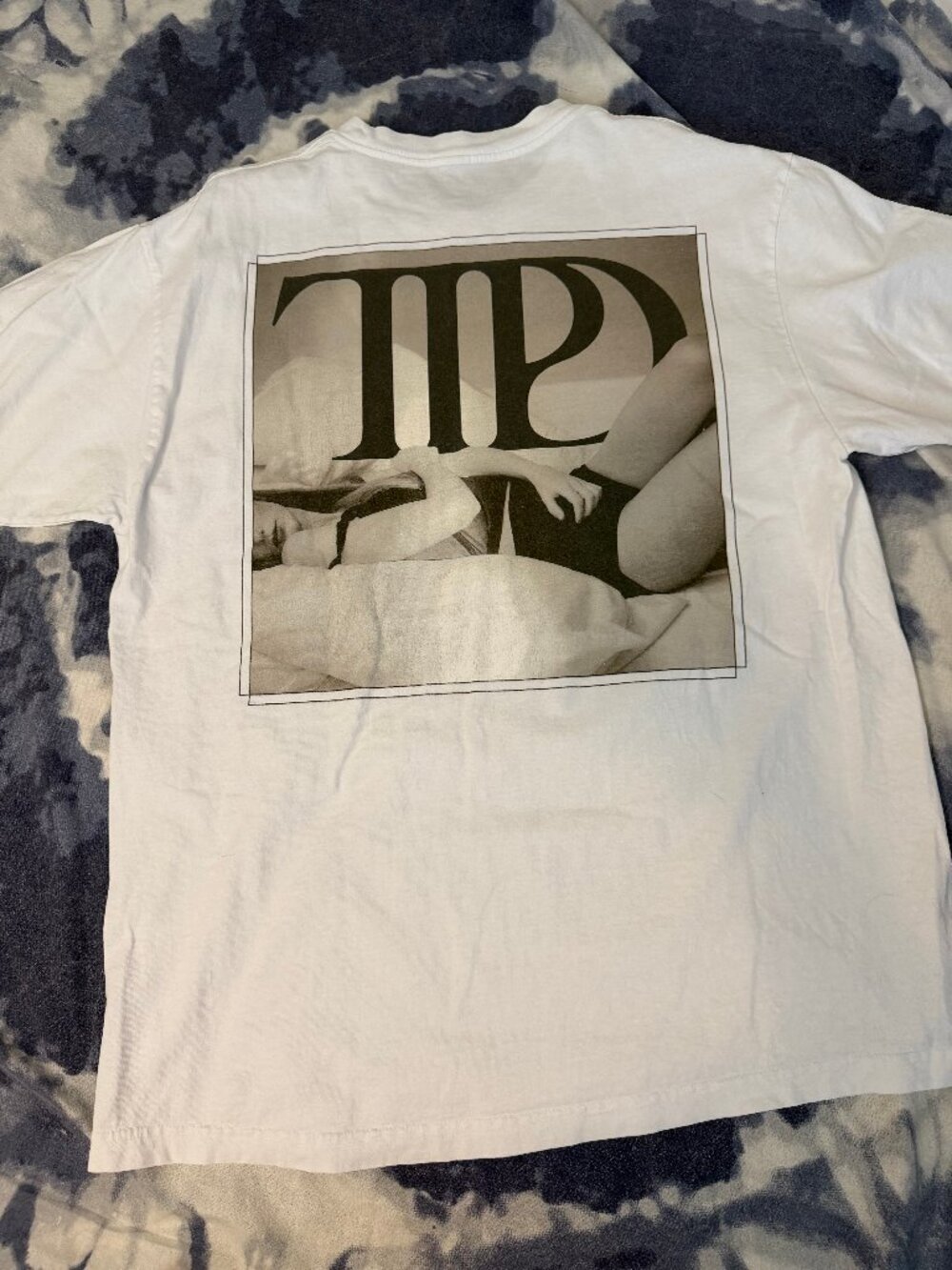 Taylor Swift TTPD The Tortured Poets Department Tee Size L